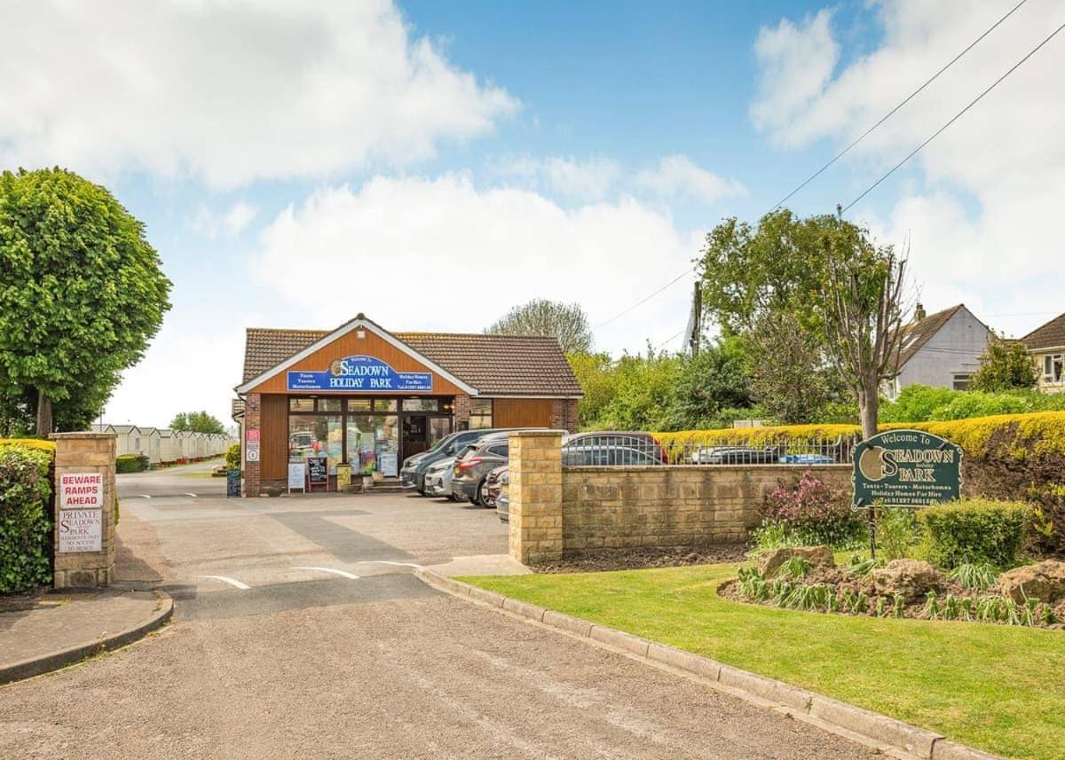 Seadown Park Charmouth Exterior foto