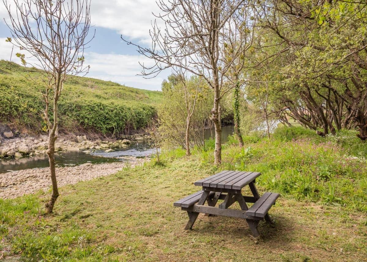 Seadown Park Charmouth Exterior foto